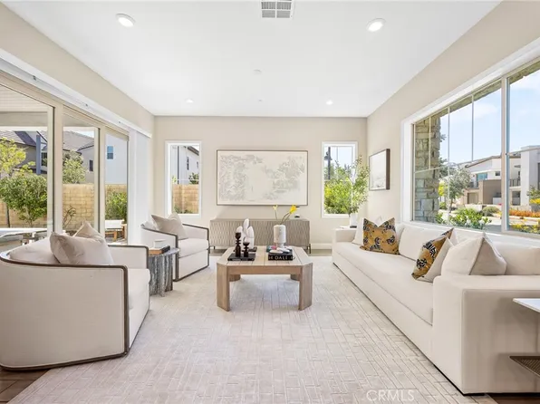 161 Scale, Irvine, CA 92618