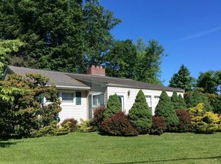 109 Fellowship Rd, Moorestown, NJ 08057