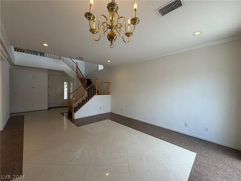 10115 Capistrello Ave — Photo 4