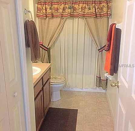 4th image of 936 Derbyshire Dr