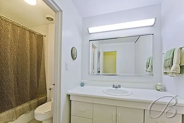 Rented by Bellmarc Realty | media 2