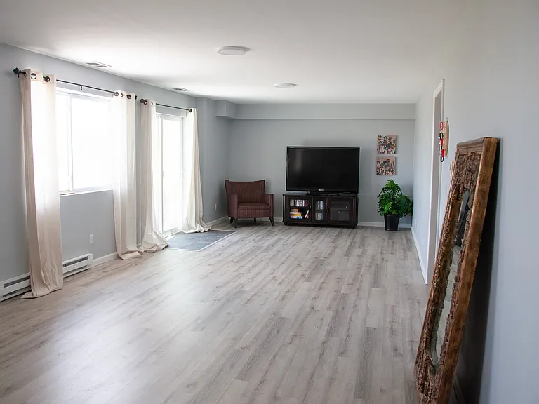 842 Sombrero Rd — Photo 41