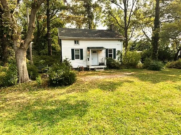 5904 Garrard St, Burlington, KY 41005