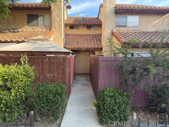 16605 Upland Ave APT E, Fontana, CA 92335