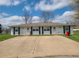 1102-1104 N Aztec Ct, Independence, MO 64056
