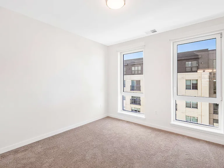 Oso Apartments — Photo 177