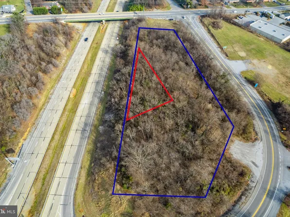 Berryville Pike, Charles Town, WV 25414