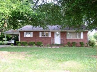 3817 Clemmons Rd, Clemmons, NC 27012