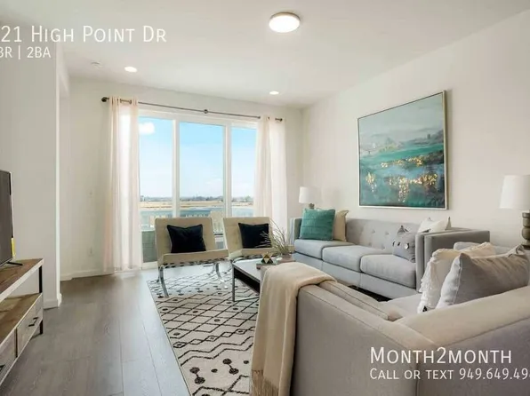 521 High Point Dr, Longmont, CO 80504