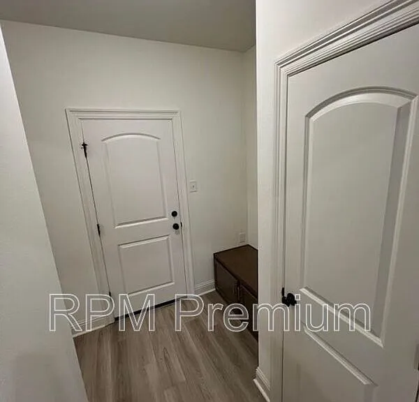 7108 Kenilworth Crossing Ave — Photo 39