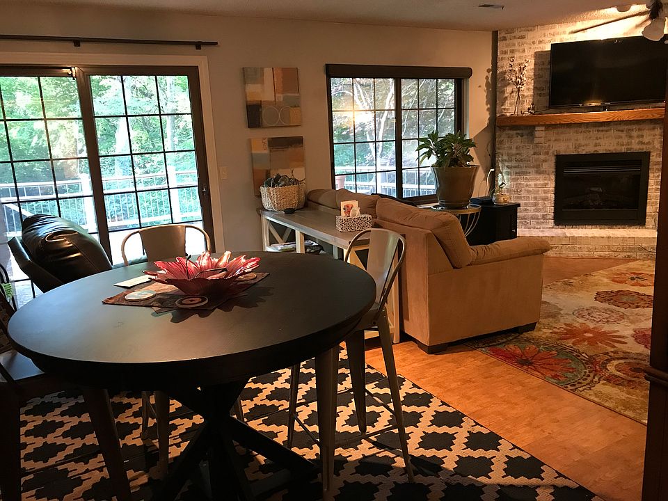 1st image of 3004 Stephanos Dr