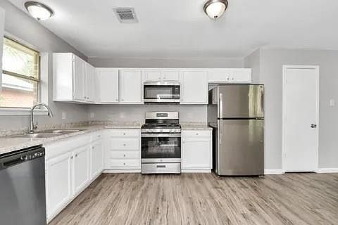 2nd image of 8106 Claiborne St
