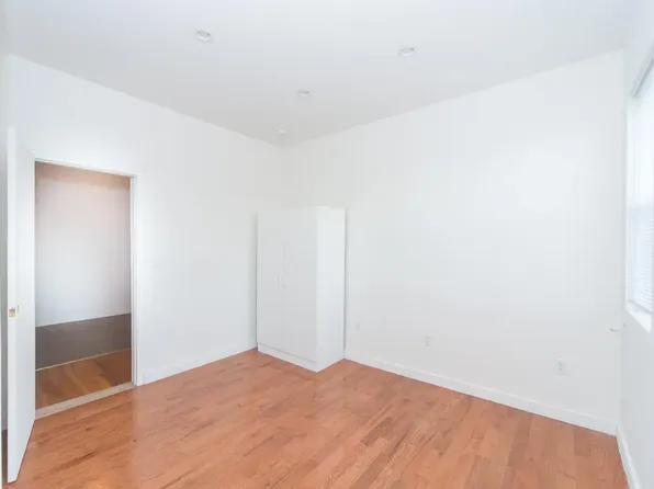 427 Humboldt Street image 54 of 68