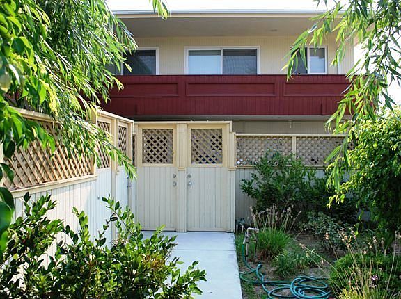 4th image of 10860 Venice Blvd APT 4