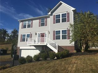 11681 Beacon Dr, North Huntingdon, PA 15642