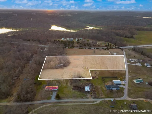  N Williams Ridge Road, Eckerty, IN 47116