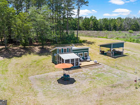 5th image of 854 Bell Rd