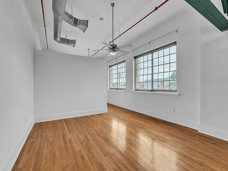 Hotel Roxy Lofts — Photo 22