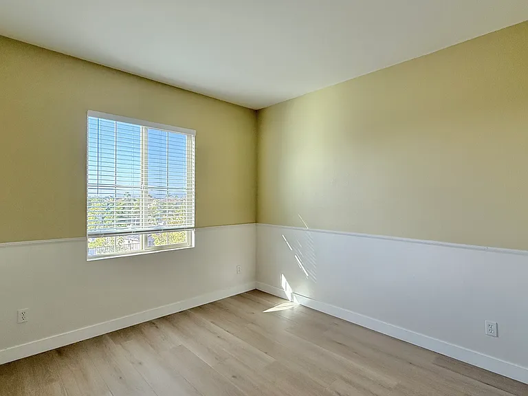 10689 New Grove Trl #71 — Photo 33