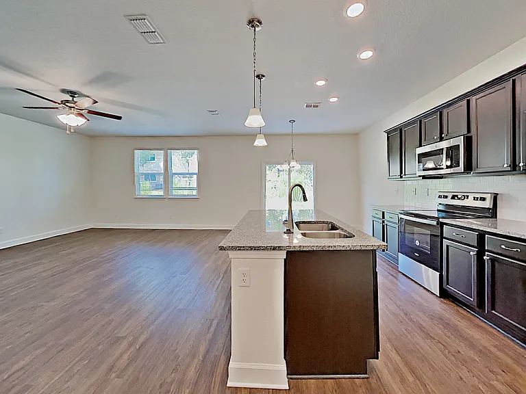 8619 Highfield Ave — Photo 6