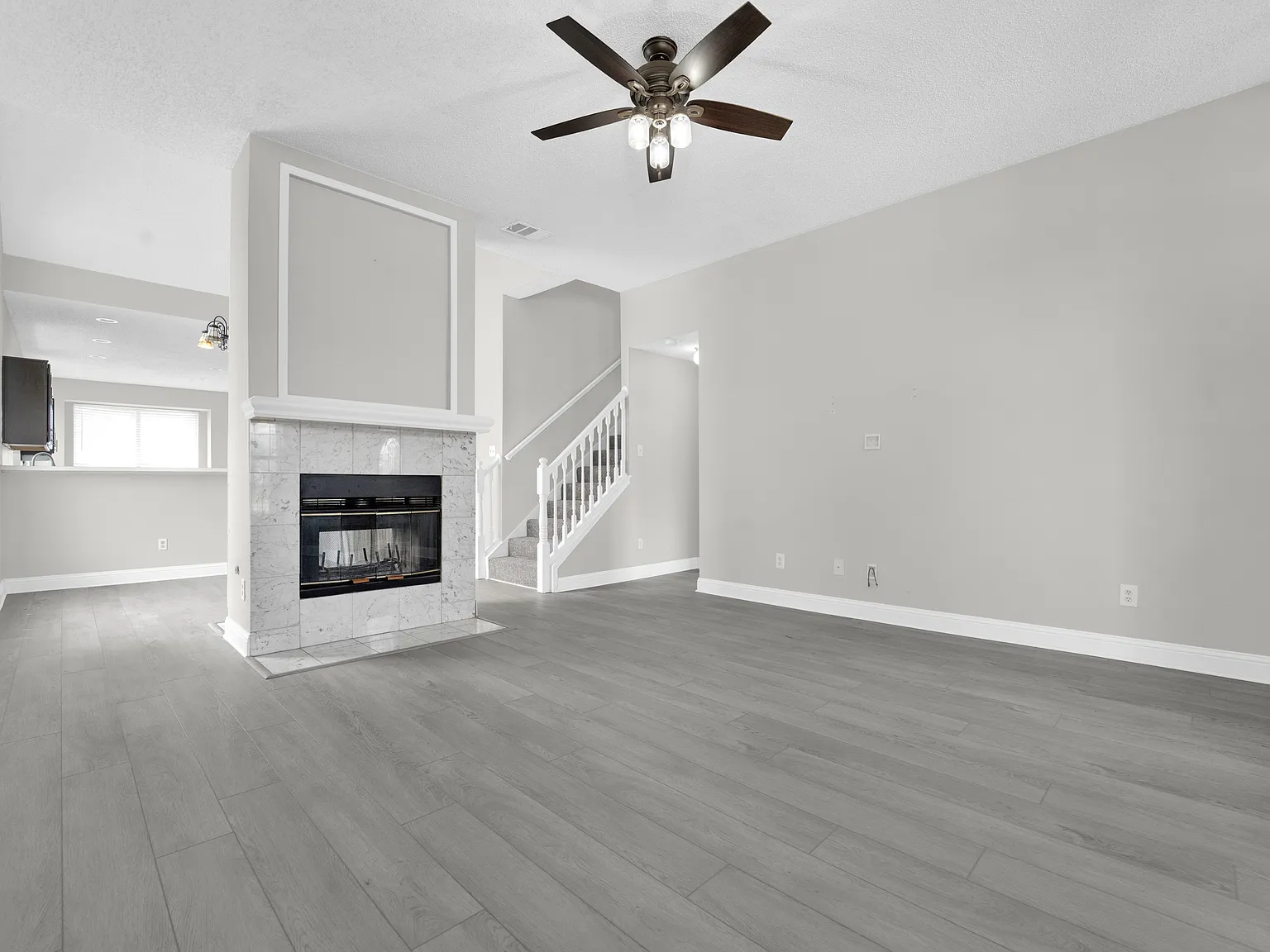 3 bed, 2.5 bath, 1681 sqft, $2,250 — Photo 3
