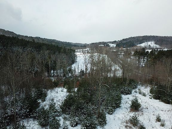 4th image of 1735 South Rd