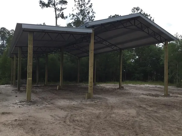 194 Saint Charles Ln, Wewahitchka, FL 32465
