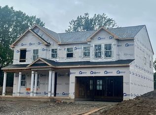 7612 Main St, Olmsted Falls, OH 44138