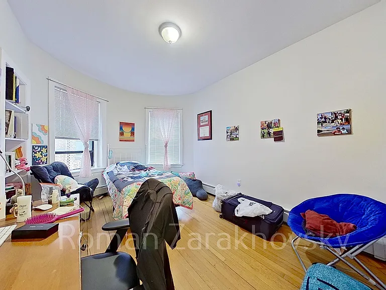 1950 Beacon St #2 — Photo 15