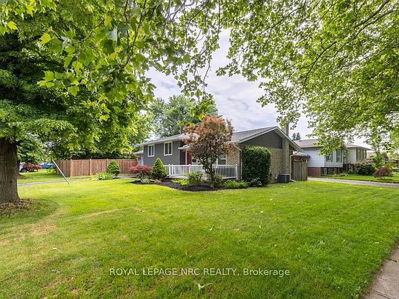 3rd image of 2 Kimberdale Ct