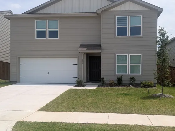868 Eagles Nest Dr, Cleburne, TX 76031