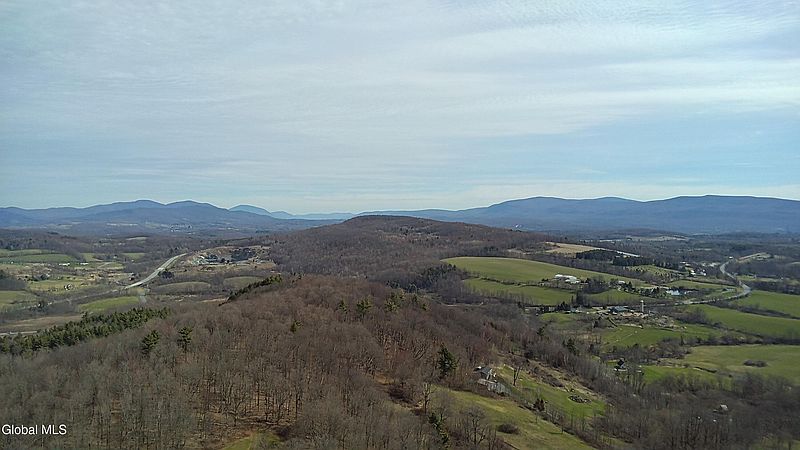 2nd image of 605 Breese Hollow Road