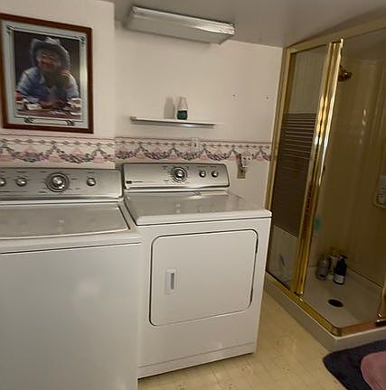 Washer & dryer