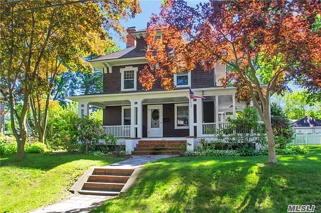 Charming Front Facade