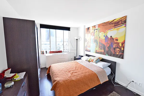 Rented by Peter Ashe | media 51