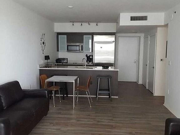 2nd image of 500 Brickell Ave APT 3506
