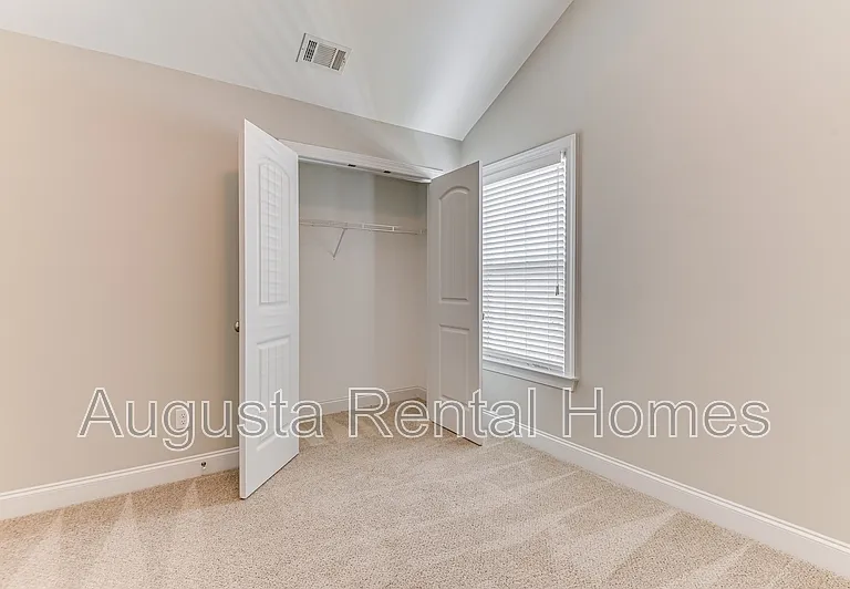 907 Linsmore Ave — Photo 39