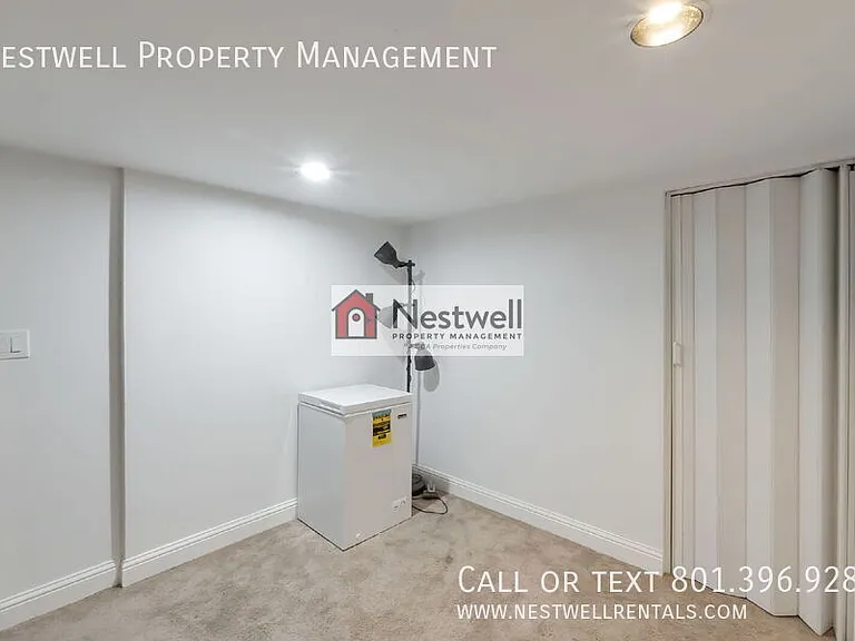 951 W Signora Dr — Photo 15