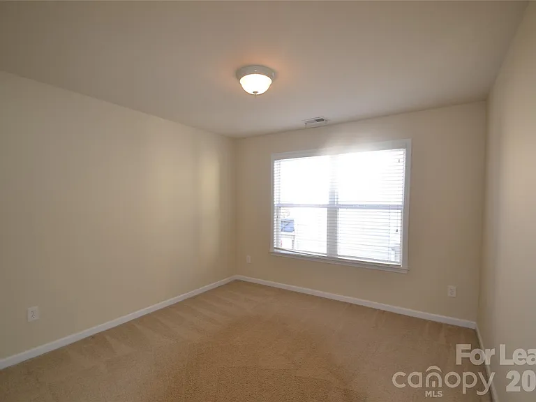 221 Montibello Dr — Photo 20