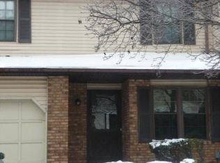 7 Woodfern St, Edison, NJ 08820