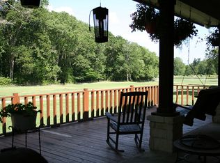 17 Golf Way Ln, Hilltop Lakes, TX 77871