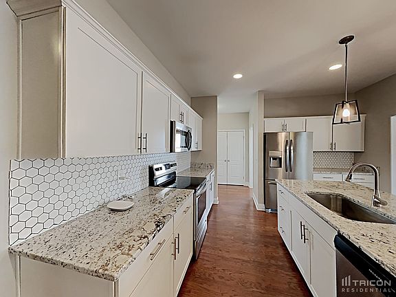4th image of 218 Telavera Dr
