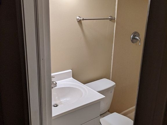 4th image of 1425 E Haven Ln #1425