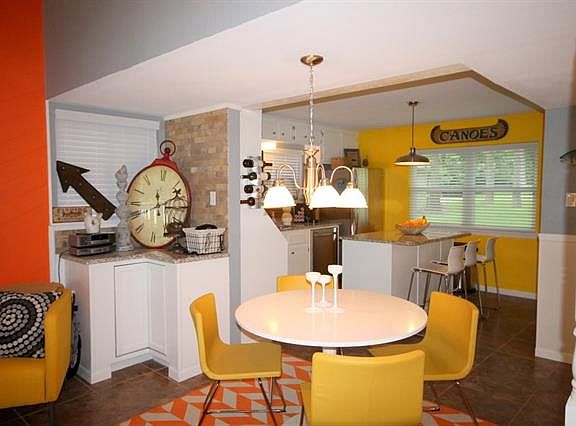 4th image of 1603 Tanglewood Dr E