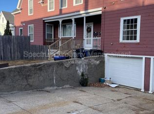 87 Winter St APT 2, Auburn, ME 04210