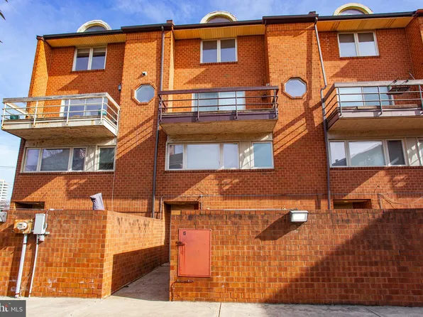 1 Queen St Unit 15B, Philadelphia, PA 19147