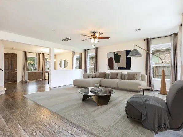 15623 Hanover Breeze Ln, Houston, TX 77044