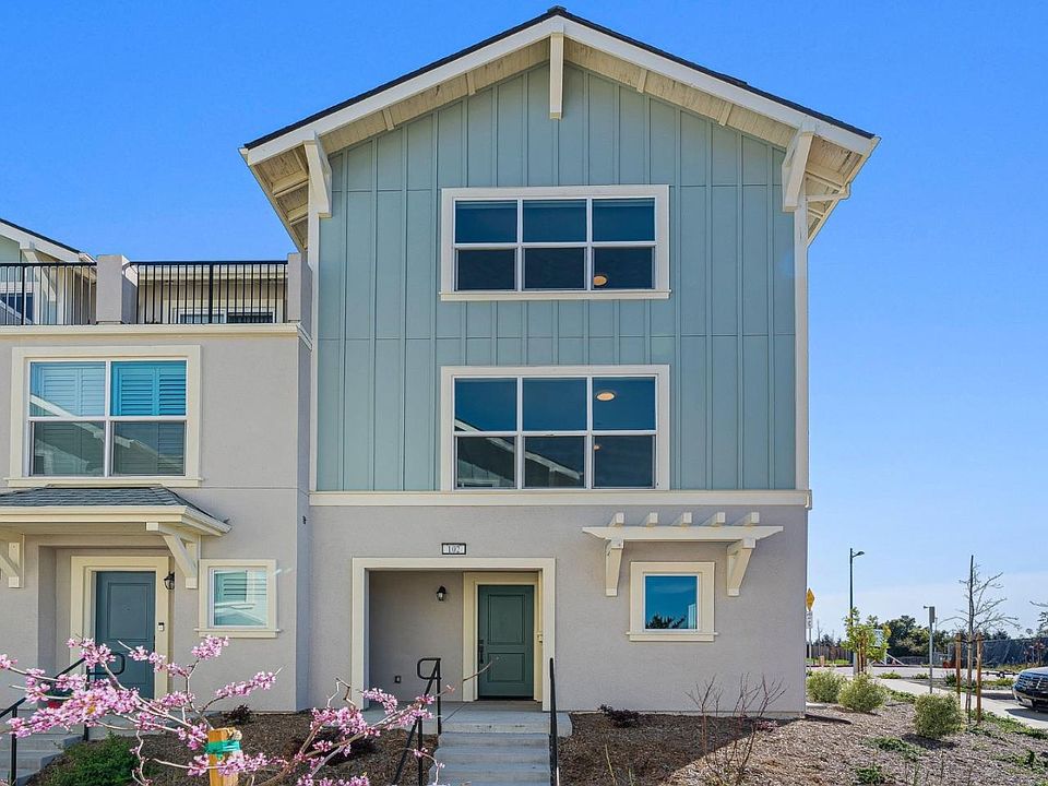 1st image of 102 Skyline Vista Way