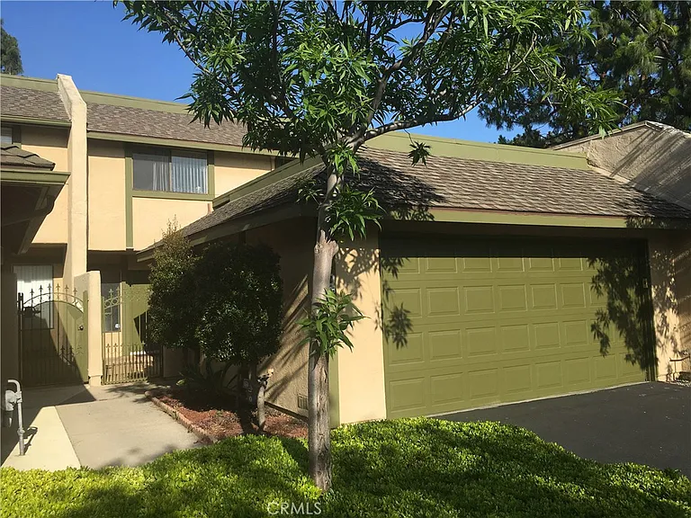 610 Black Walnut Way — Photo 2