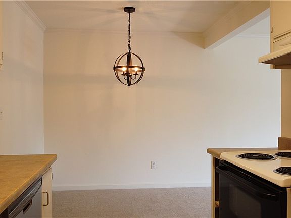 4th image of 19409 56th Ave W APT 307